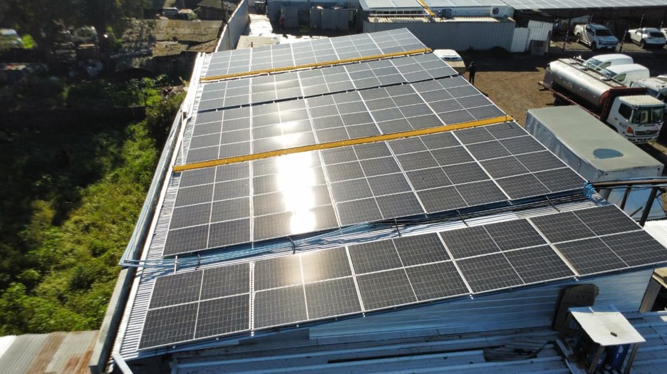Planta fotovoltaica de 140 kWp sobre el techo de Lácteos Talagante